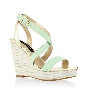 Divinity Green And Gold Wedges sz 10